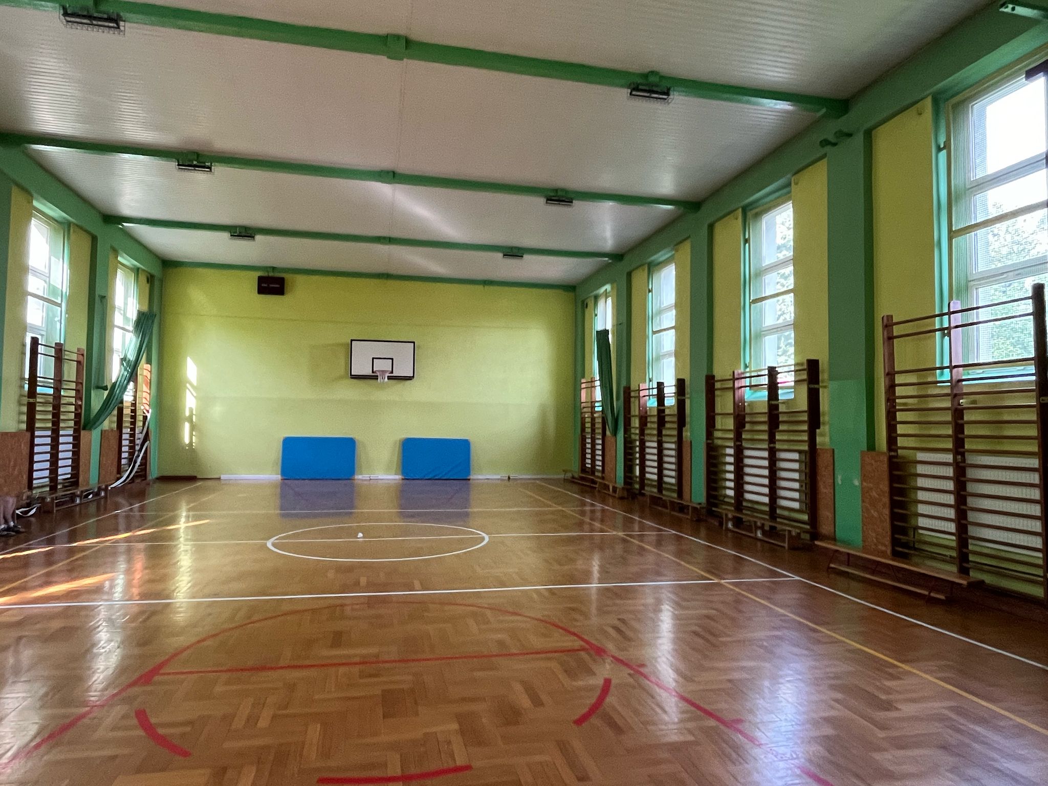 Sala przy SP nr 8