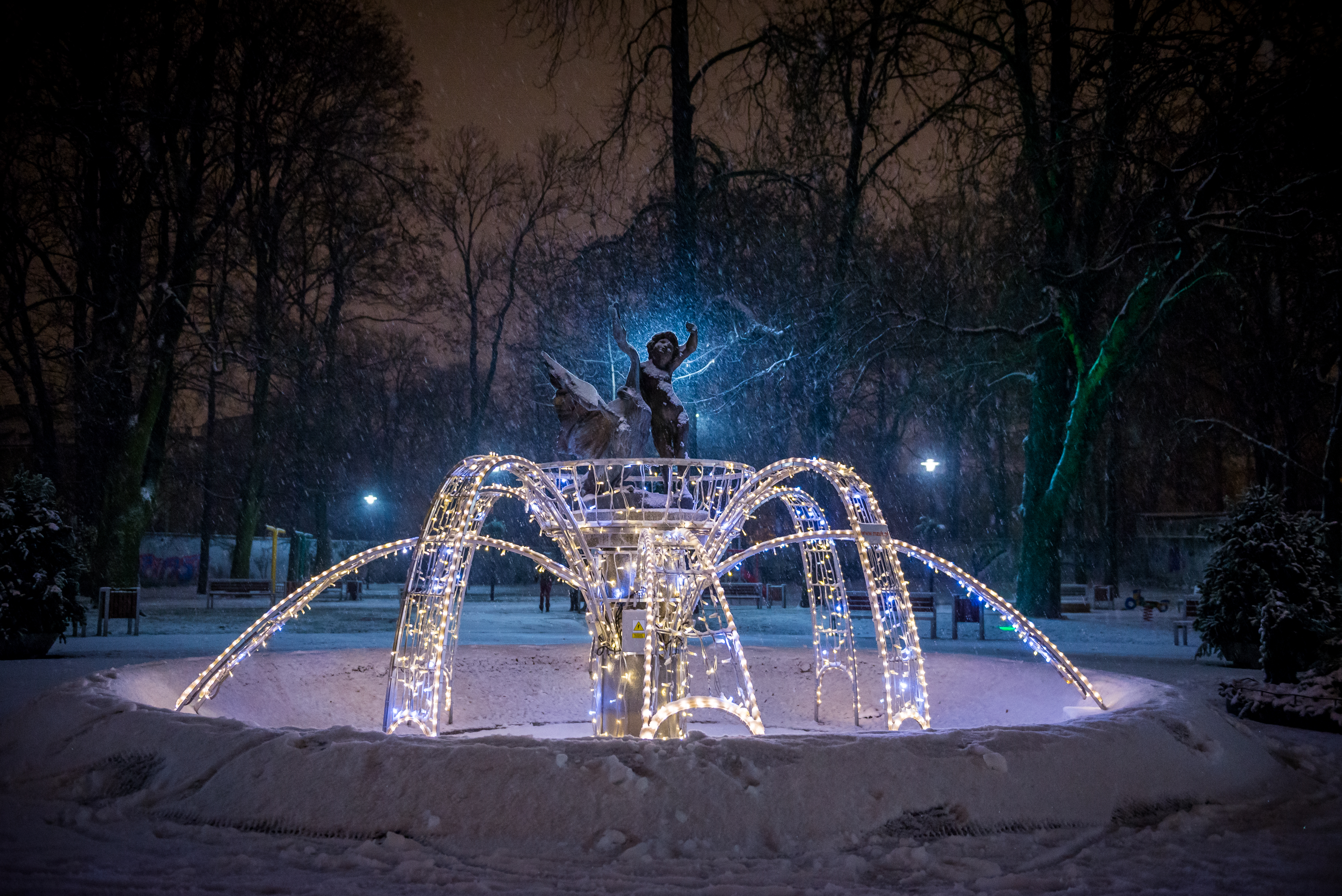 Фонтан «Мальчик с лебедем»