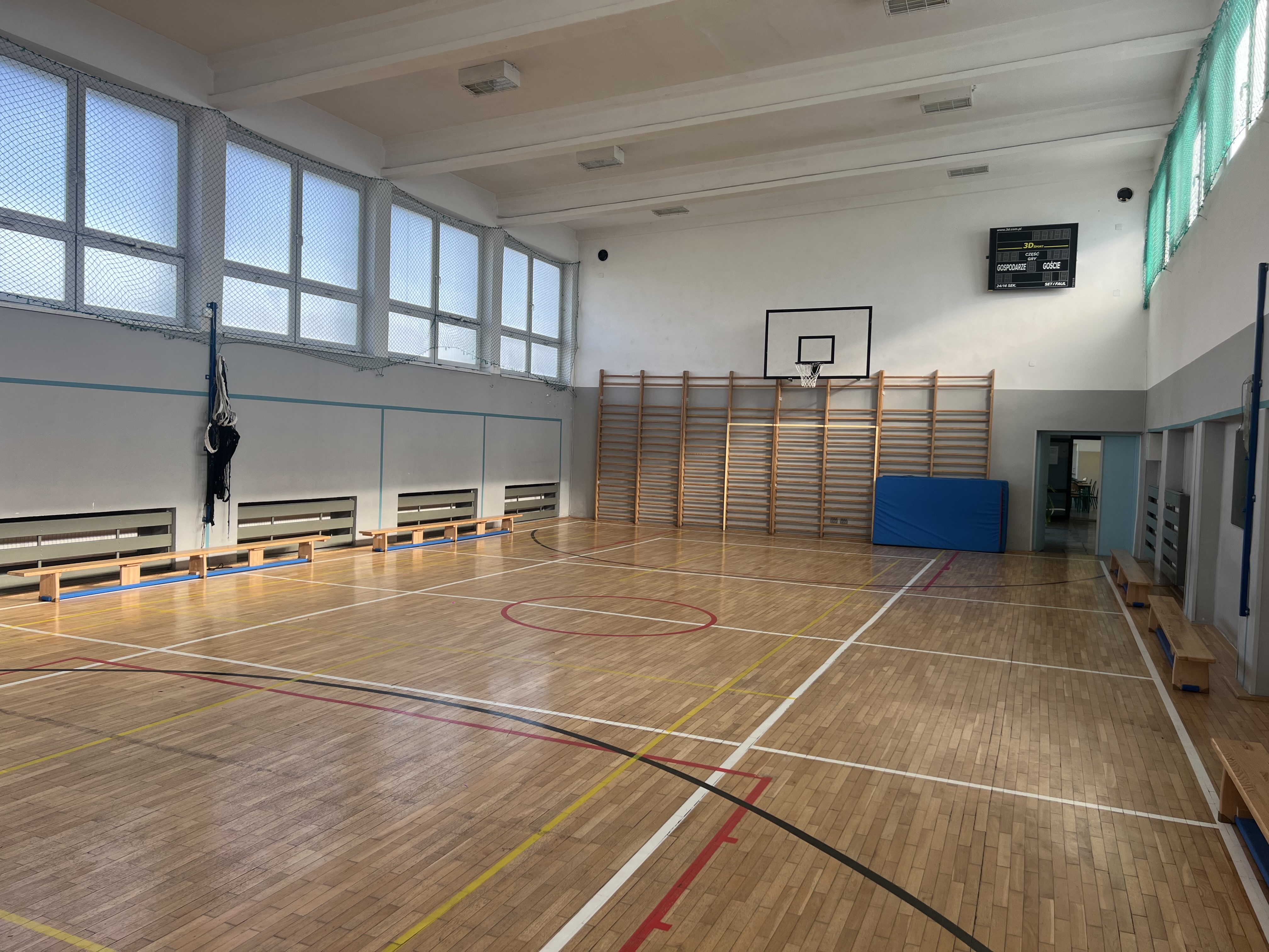 Sala gimnastyczna przy ZSP nr 6