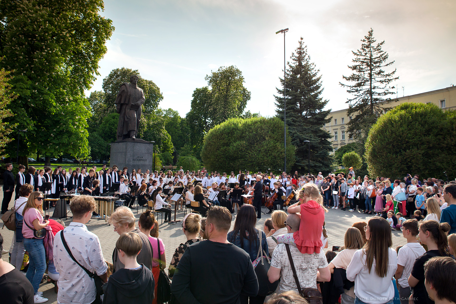 Koncert uczniów PSM w Parku Mickiewicza