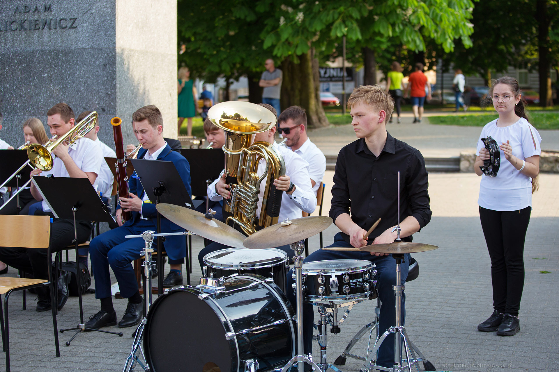 Koncert uczniów PSM w Parku Mickiewicza