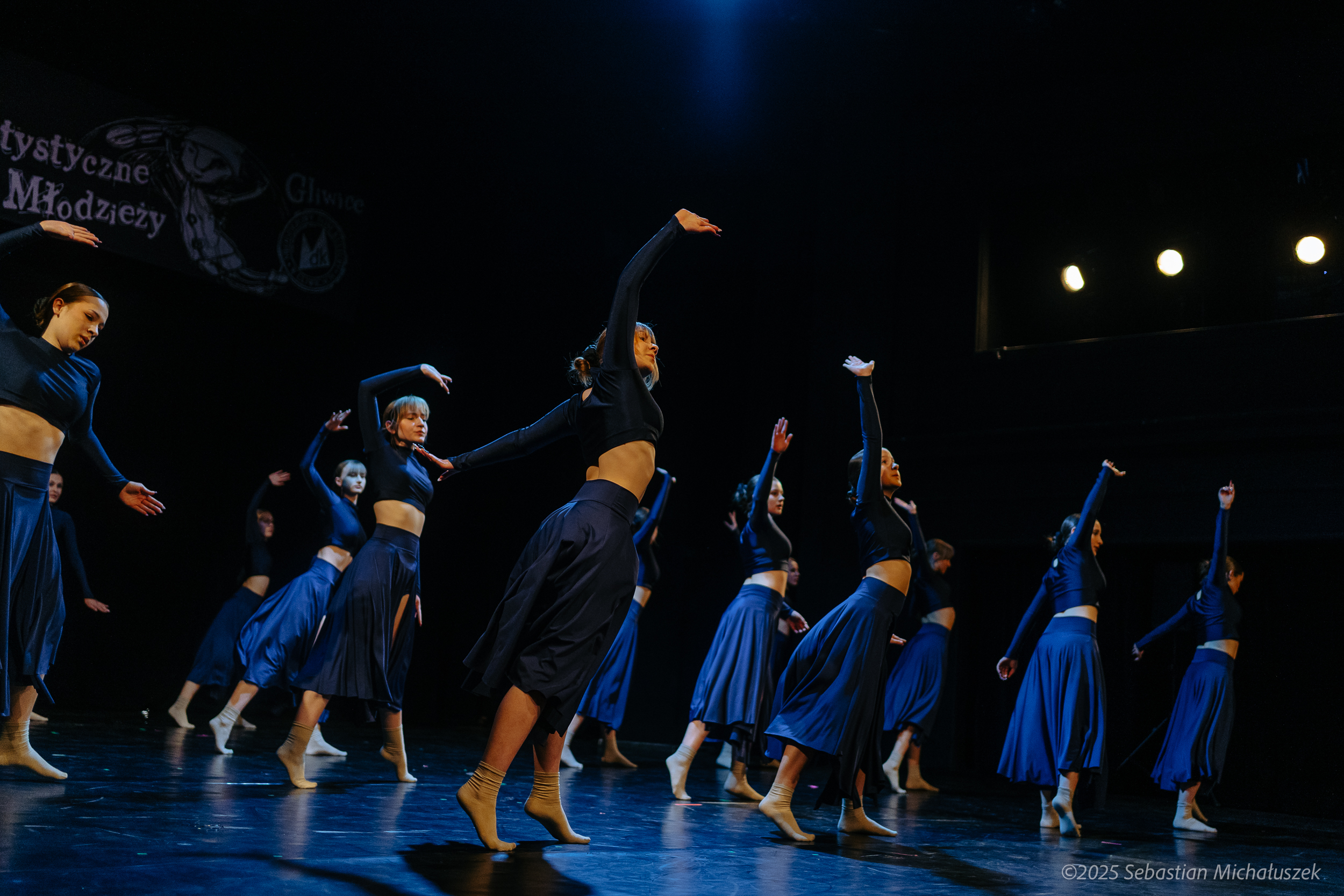 Stokrotki Pro - laureatki nagrody GRAND PRIX XXVI Wojewódzkich Prezentacji Artystycznych Stokrotki Pro - laureatki nagrody GRAND PRIX XXVI Wojewódzkich Prezentacji Artystycznych