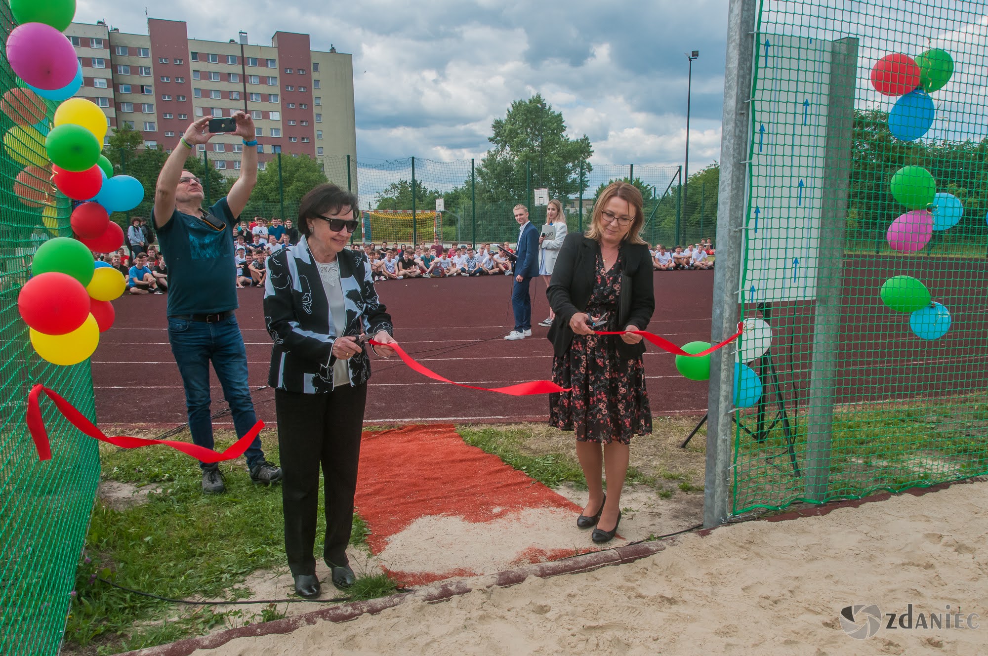 Otwarcie boiska do siatkówki plażowej w Zespole Szkół Łączności w Gliwicach