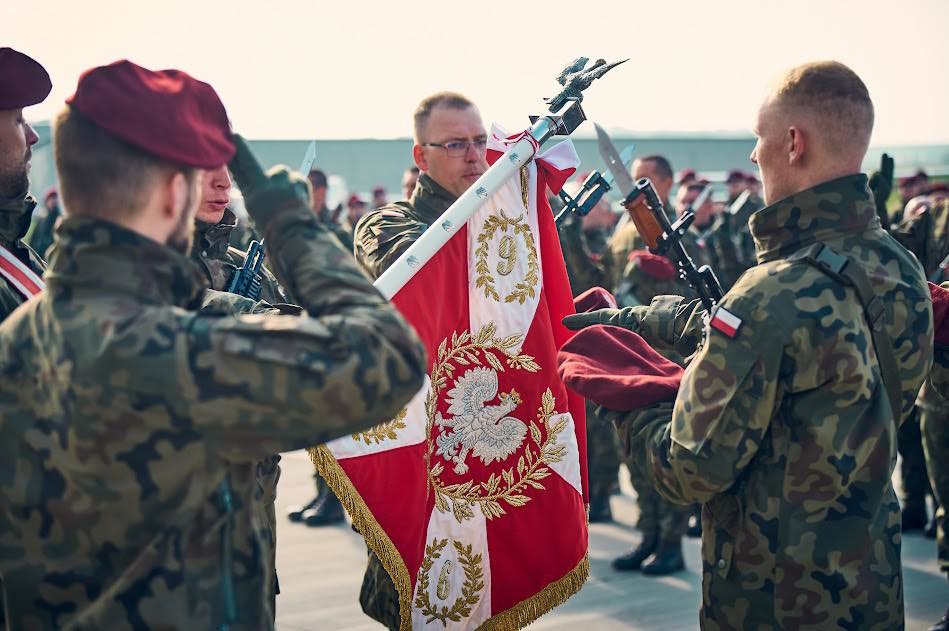 Fot. M. Buksa/ UM w Gliwicach Żołnierze przysięgający na sztandar