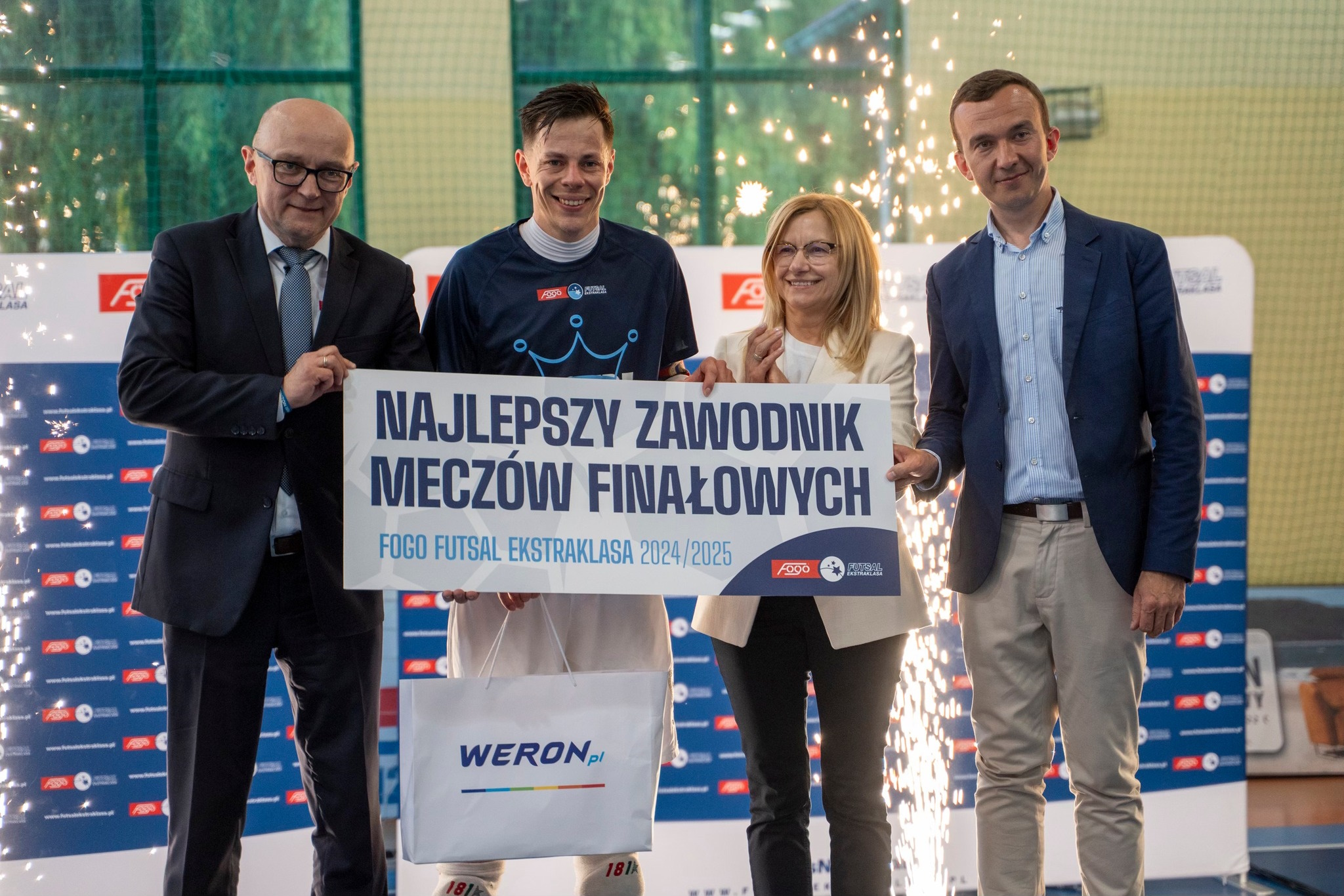 Kapitan naszych z nagrodą
