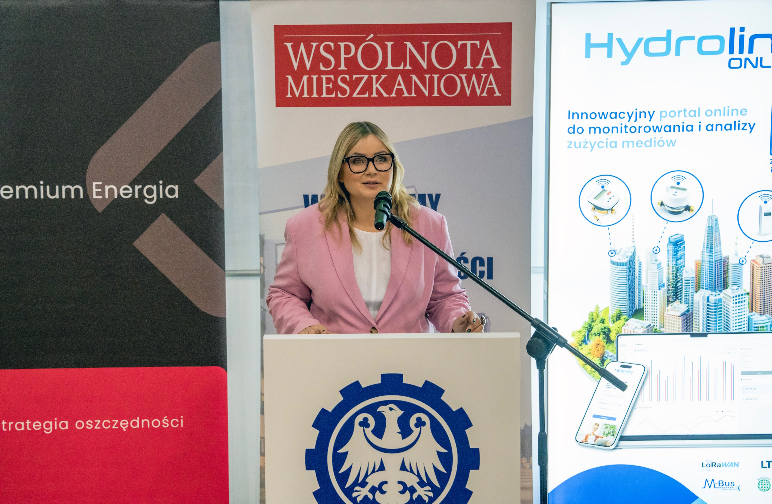 Prezydent Gliwic przemawiająca do zebranych