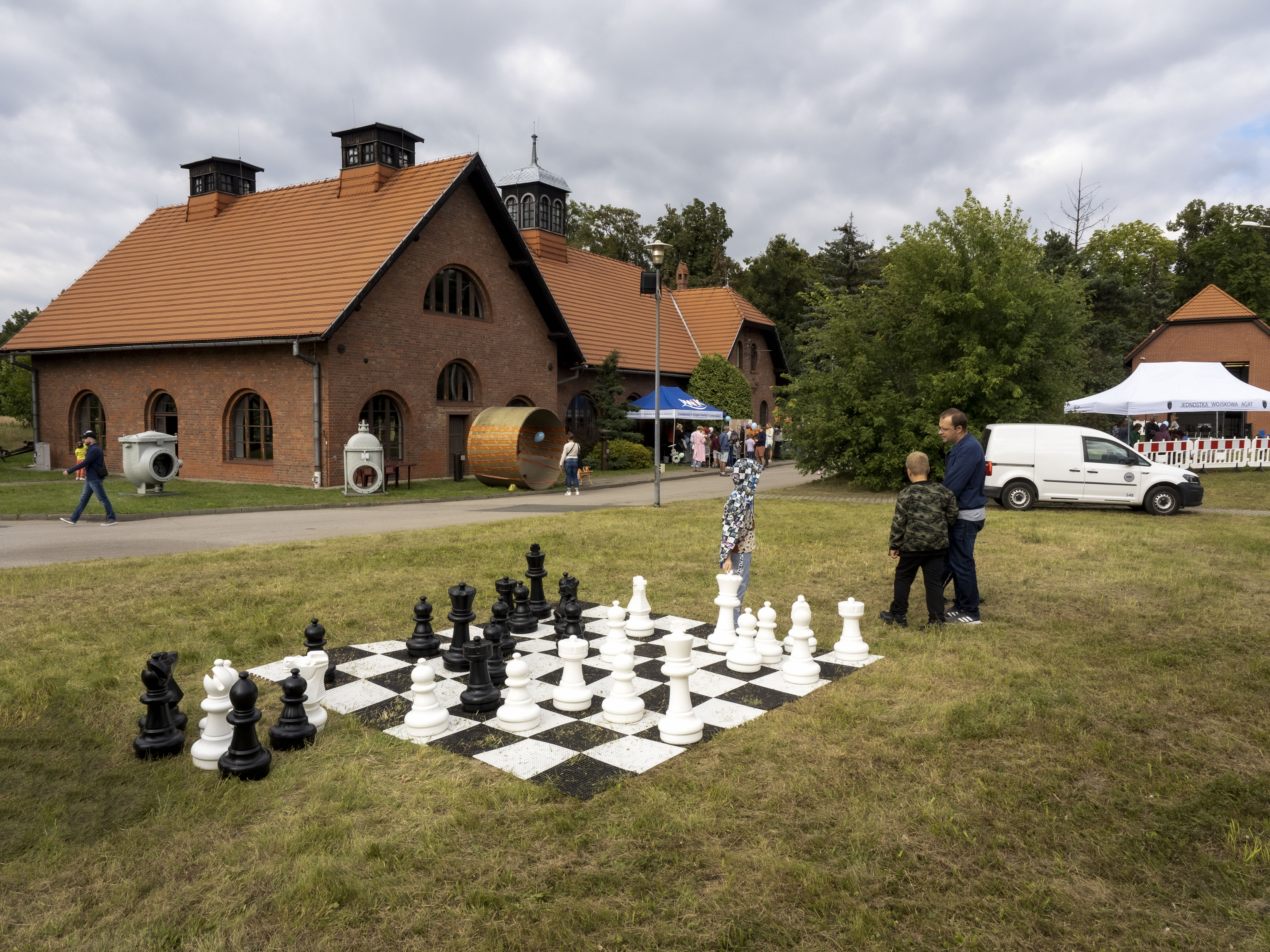 ceglany budynek Muzeum Techniki Sanitarnej