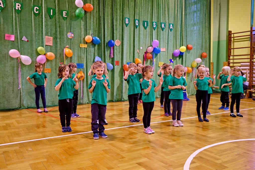 Otwarcie boisk szkolnych przy SP8 w Gliwicach-Bojkowie foto: M. Buksa