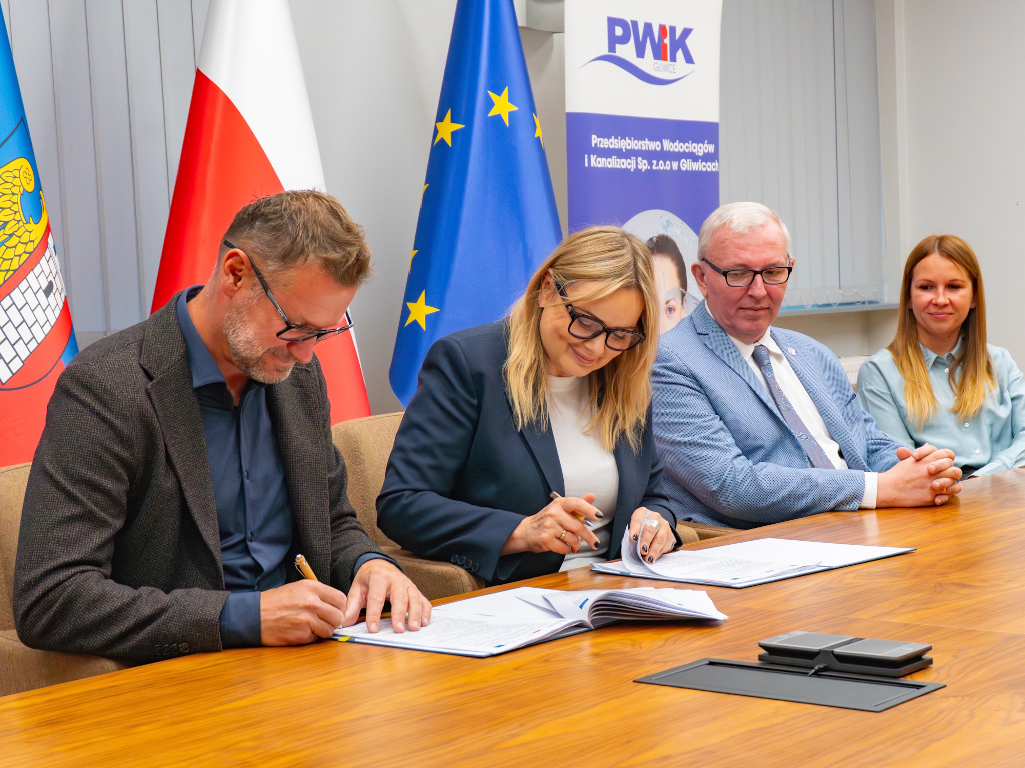 kobiety i mężczyźni