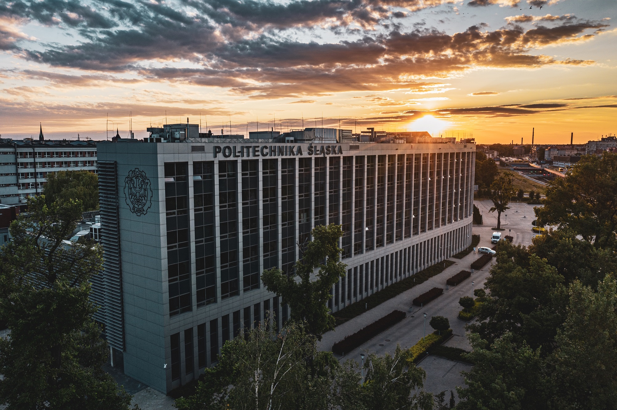 panorama na budynek Politechniki Śląskiej w Gliwicach