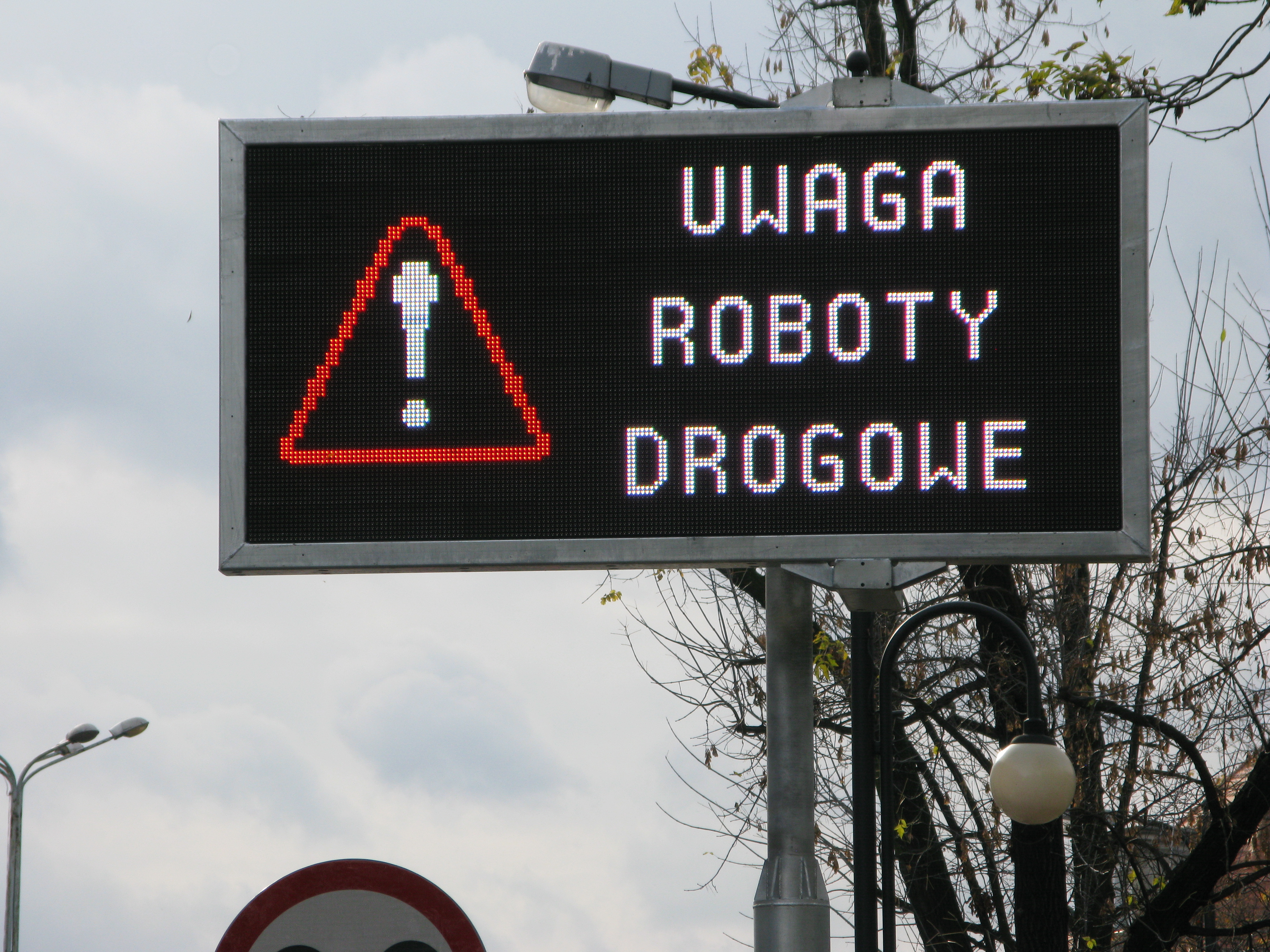 uwaga, roboty drogowe